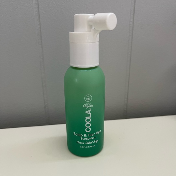 Coola Scalp & Hair Mist Sunscreen SPF 30 - Picture 2 of 4
